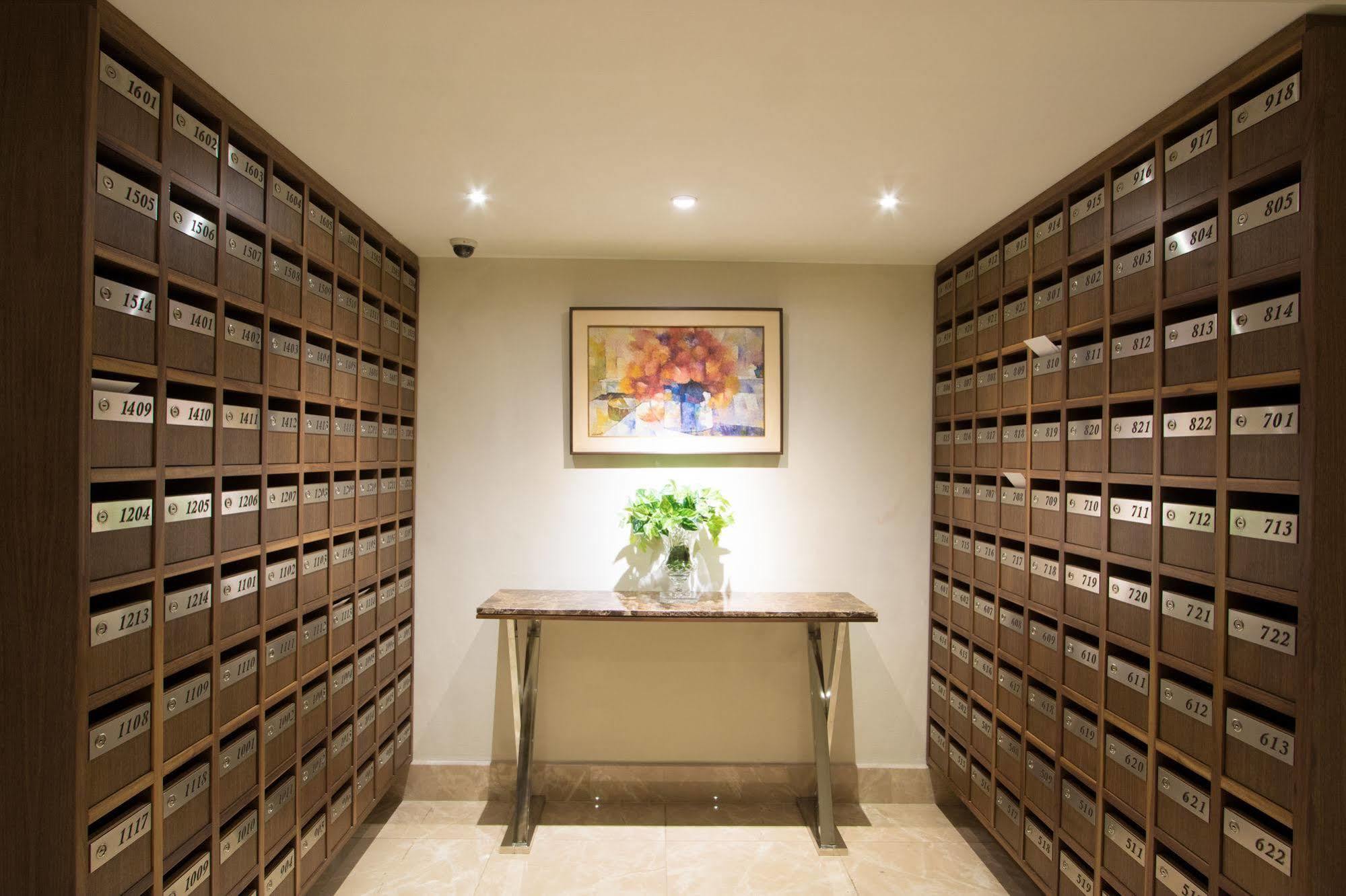Thomson Huamark Khách sạn 4*